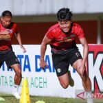 Penyerang sayap Feby Eka Putra dipastikan tidak lagi memperkuat skuad Arema FC untuk musim depan,