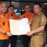 BASARNAS DIRIKAN UNIT SIAGA SAR SERTA MELAKUKAN PELATIHAN POTENSI SAR GUNA PERCEPAT RESPON DI WILAYAH BEKASI