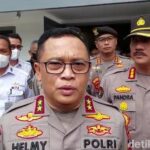 Woow keren, Tim satgas Polri begitu lincah Polres Lampung Selatan diduga di tangkap, tak beberapa menit di tangkap yang lain ikut terbirit-birit anggota lain