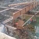 DI DUGA TAK MEMILIKI IJIN REKOMTEK PEMBANGUNAN JEMBATAN DI KALI SEKUNDER  TANJAKAN, DIDUGA DI BEKINGI KEPALA DESA