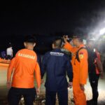 TIM SAR GABUNGAN LAKUKAN PENCARIAN TERHADAP SEORANG ANAK YANG TENGGELAM DI DANAU BEKAS GALIAN PASIR TANGERANG