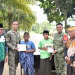 Peringati HUT Kostrad ke -64,Satgas Pamtas Yonarmed 11 Kostrad Gelar Khitanan Massal Gratisdi Pos Gabma Simanggaris